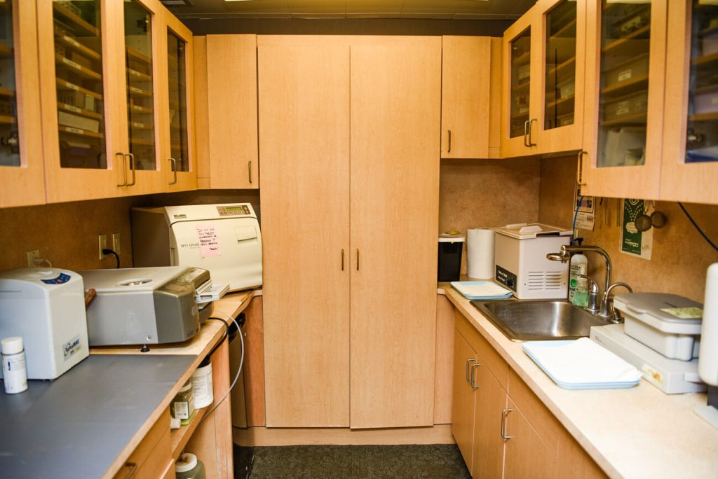 Fleur de Lis Dental Care - Cabin